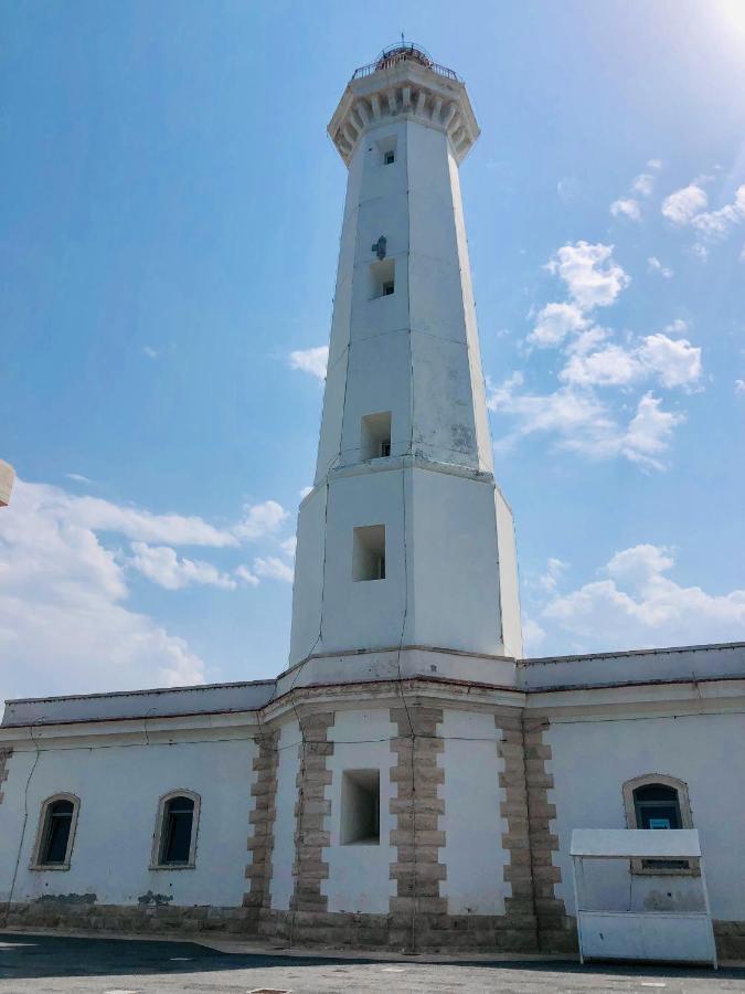 Апартаменти Sotto Il Faro Торре-Канне Екстер'єр фото