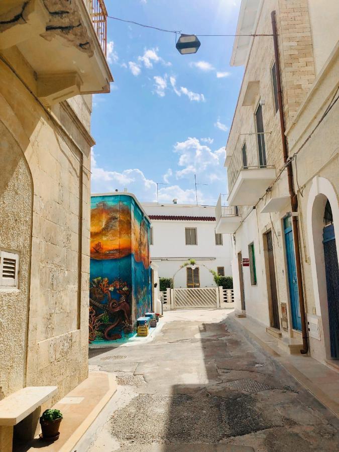 Апартаменти Sotto Il Faro Торре-Канне Екстер'єр фото