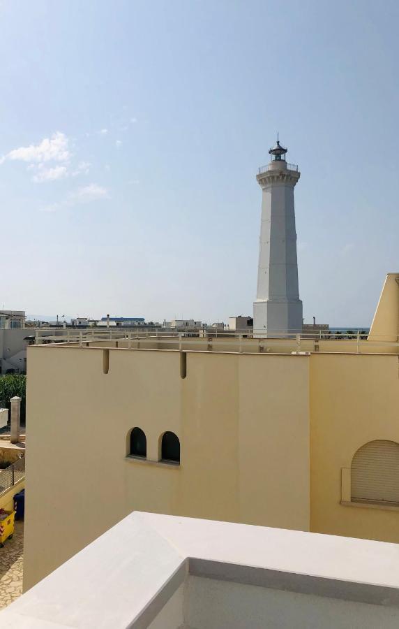 Апартаменти Sotto Il Faro Торре-Канне Екстер'єр фото